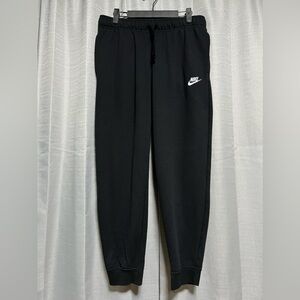 W’s Nike Club Fleece Midrise Joggers